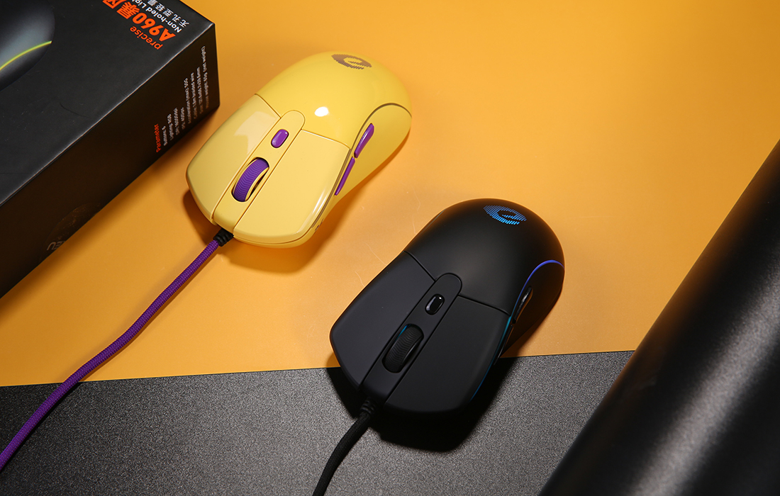 Mouse Gaming Dareu A960, Iluminare RGB, 18000 DPI, Conexiune USB, Cablu 1.8 m